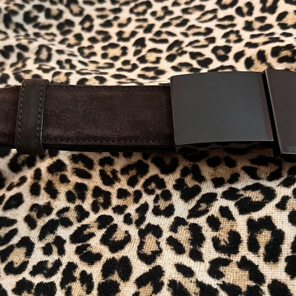 Gucci Suede Belt with Certificate of Authenticity Excellent condition